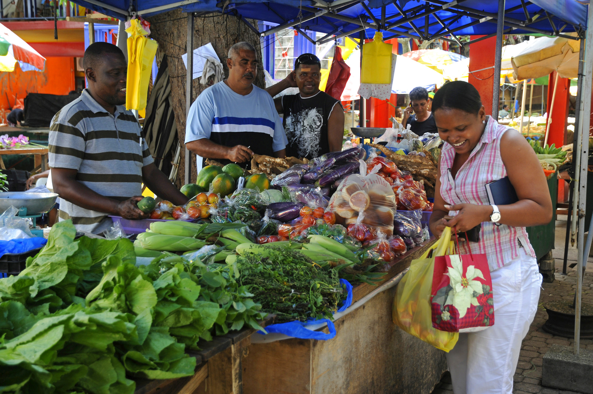 sejseli-bazar-lokalna-hrana-povrce