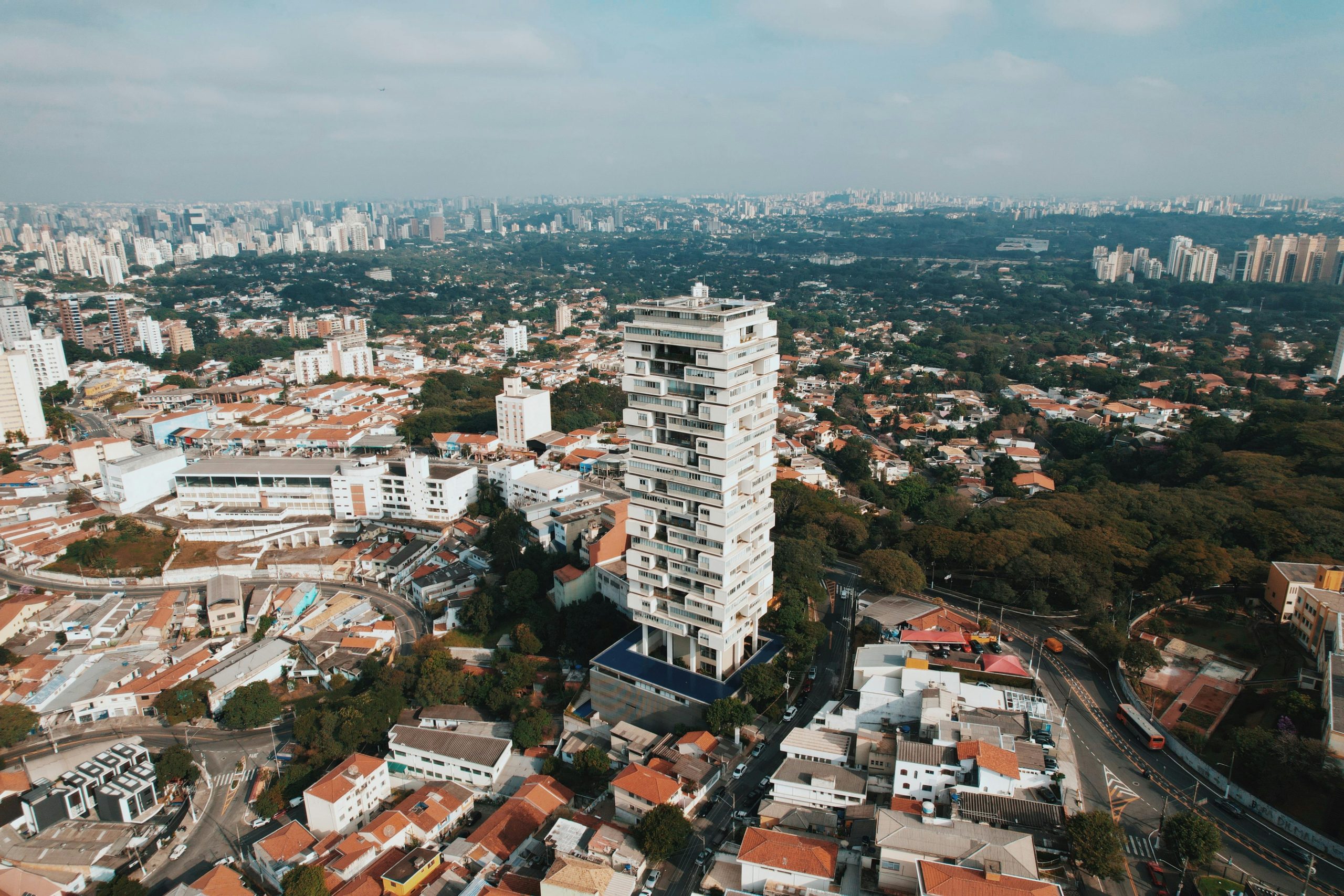 brazil-sao-paolo-pogled-na-grad-iz-vazduha-moderne-zgrade