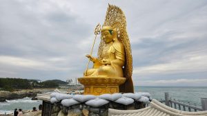 juzna-koreja-busan-kip-bude