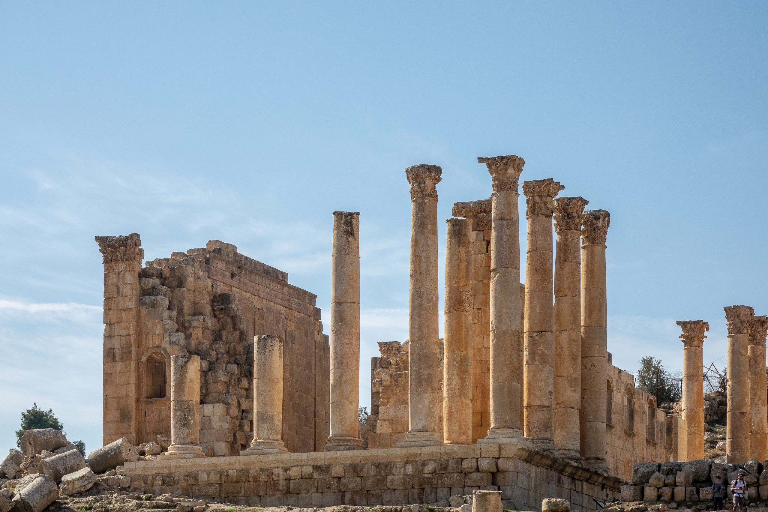 jordan-jerash-dzeras-stubovi-ostaci