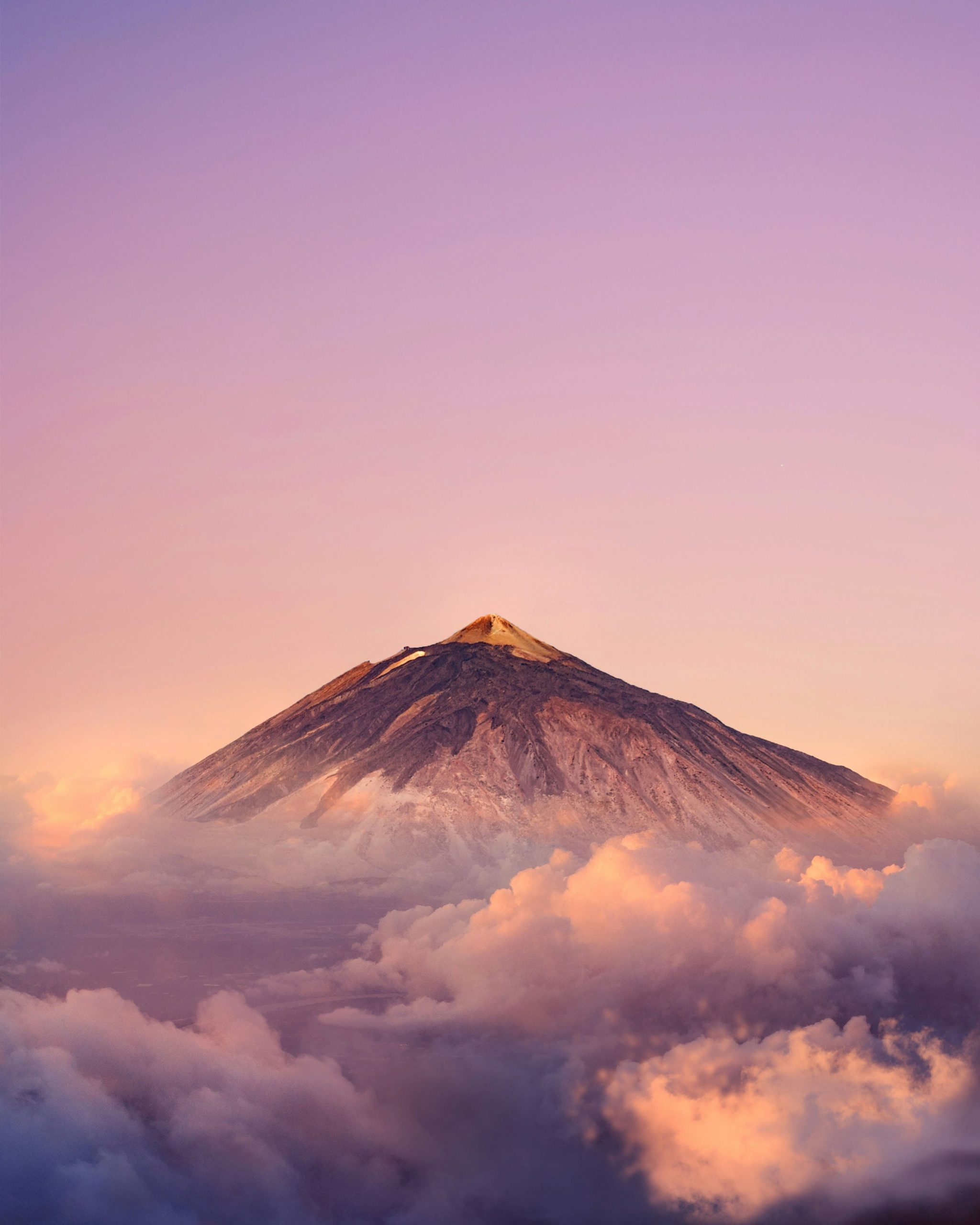 spanija-tenerife-vulkan-el-teide-oblaci-boje